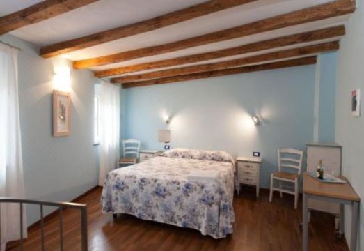 L'Ancora Hotel Overview