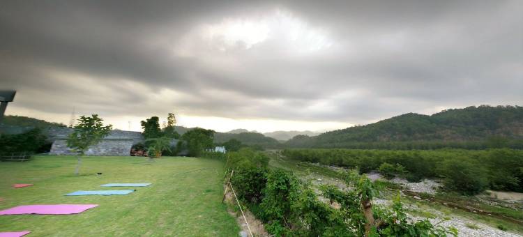 吉姆科贝特娜玛度假村酒店 - Radisson Individuals 会员(Namah Resort Jim Corbett, A Member of Radisson Ind)图片