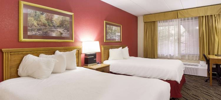 布拉多贝斯特韦斯特酒店(Best Western Braddock Inn)图片