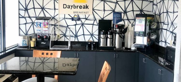 阿什维尔北戴斯酒店(Days Inn by Wyndham Asheville Downtown North)图片