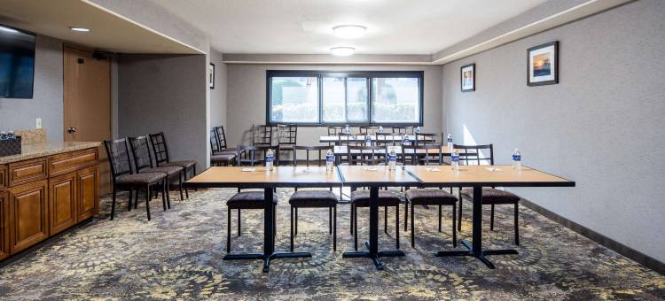 雷东多比奇海滩贝斯特韦斯特优质酒店(Best Western Plus Redondo Beach Inn)图片