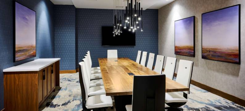 温莎希尔顿逸林套房酒店(DoubleTree by Hilton Windsor Hotel and Suites)图片