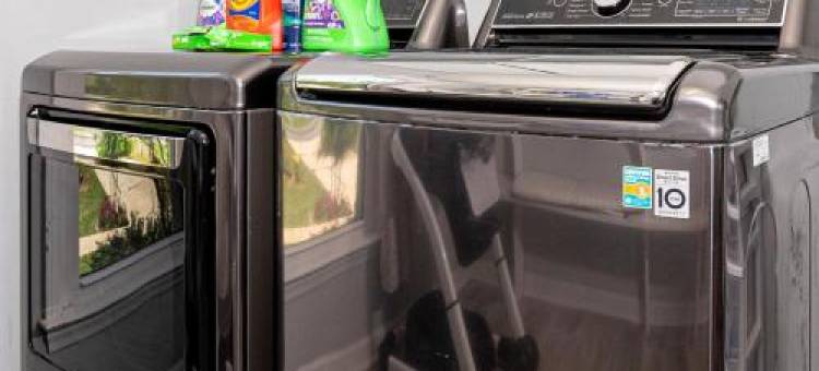 Hot Tub WiFi Gym Firepit Kitchen图片