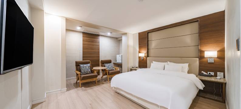 龙仁信街梅里尔酒店(Yongin Singal Hotel Meriel)图片