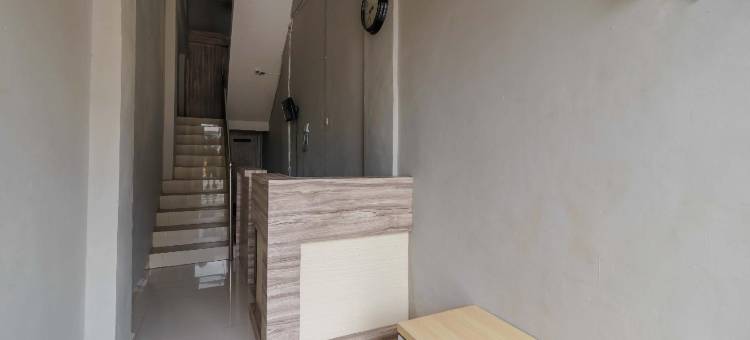 红多兹伊斯兰酒店-巨港西蒂法蒂玛RSUD(RedDoorz Syariah Near Rsud Siti Fatimah Palembang)图片