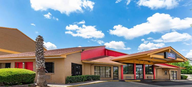 休斯顿霍比机场温德姆豪生酒店(Howard Johnson by Wyndham Houston Hobby Airport)图片