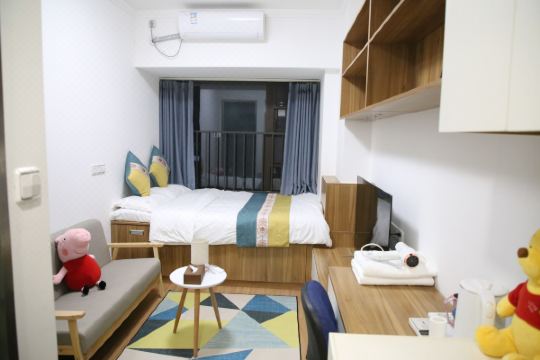 米兰公寓郑州东站万科誉店(普惠路分店)