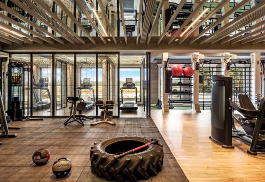 Radisson Blu Hotel & Suites GRT ChennaiHotel Overview