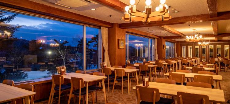 斑尾高原酒店(Madarao Kogen Hotel)图片