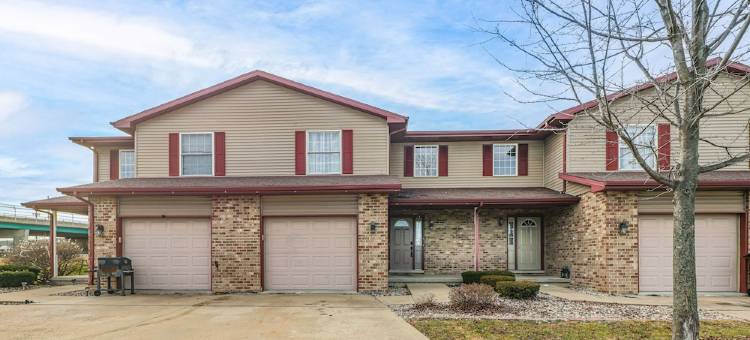 Bourdonnais城市之家~离ONU校园3英里！(Bourbonnais Townhome ~ 3 Mi to Onu Campus!)图片