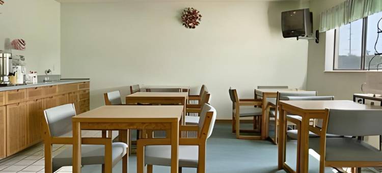 华盛顿-皮奥里亚地区速8酒店(Super 8 by Wyndham Washington/Peoria Area)图片