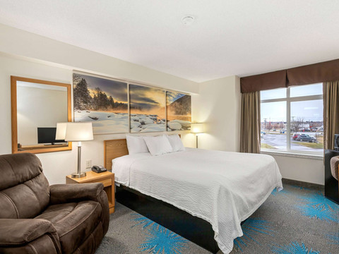 格雷特瀑布城戴斯酒店