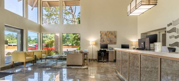 斯科茨谷市贝斯特韦斯特优质酒店(Best Western Plus Inn Scotts Valley)图片