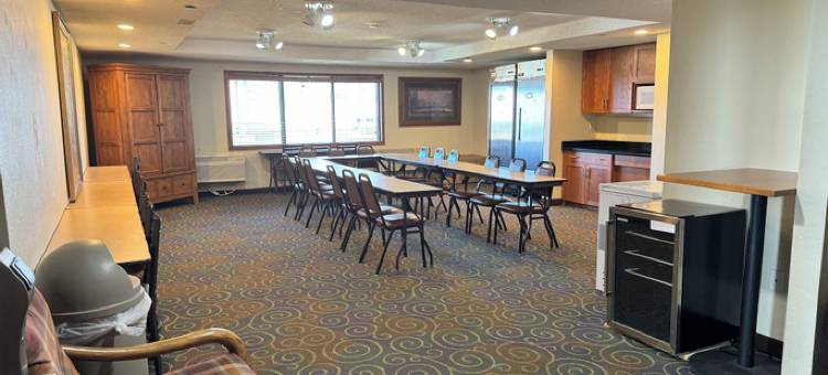 基瓦尼美吟温德姆酒店(AmericInn by Wyndham Kewanee)图片