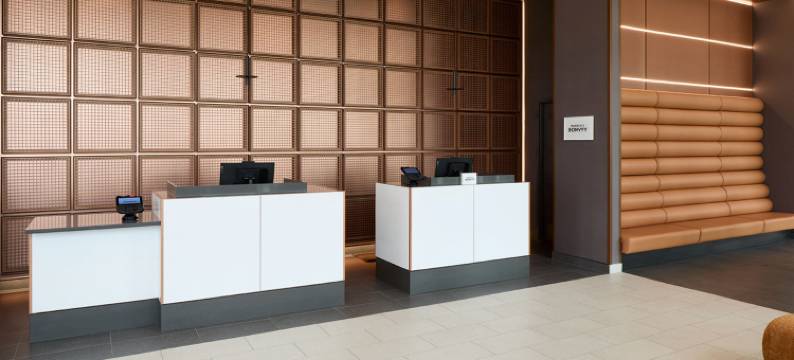 蒙特利尔拉瓦勒万怡酒店(Courtyard  Montreal Laval)图片