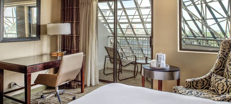 圣路易斯机场皇冠假日酒店(Crowne Plaza ST. Louis Airport)图片