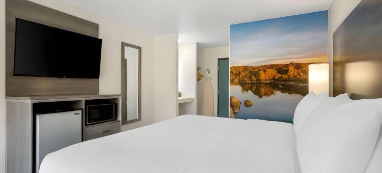 普雷斯科特谷凯隆波因特酒店(Clarion Pointe Prescott Valley)图片