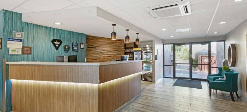 太阳峡谷贝斯特韦斯特优质酒店(Best Western Plus Sun Canyon)图片