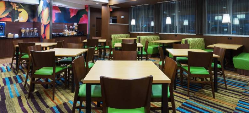 斯托克顿堡万枫酒店及套房(Fairfield Inn & Suites Fort Stockton)图片