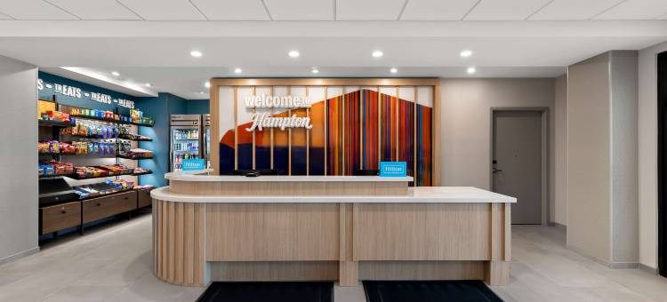 Hampton Inn & Suites by Hilton Corona图片