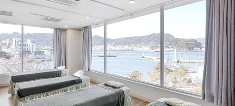 锦湖统营滨海度假村(Kumho Tongyeong Marina Resort)图片