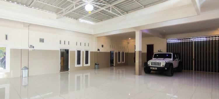 RedDoorz @ Bangkalan图片