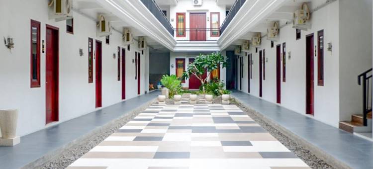 Kusuma Guest House Jombang RedPartner near Station Jombang图片