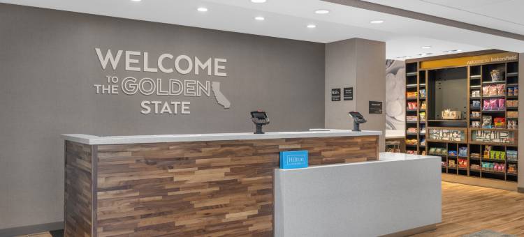 贝克斯菲尔德中心汉普顿套房酒店(Hampton Inn & Suites by Hilton Bakersfield Central)图片