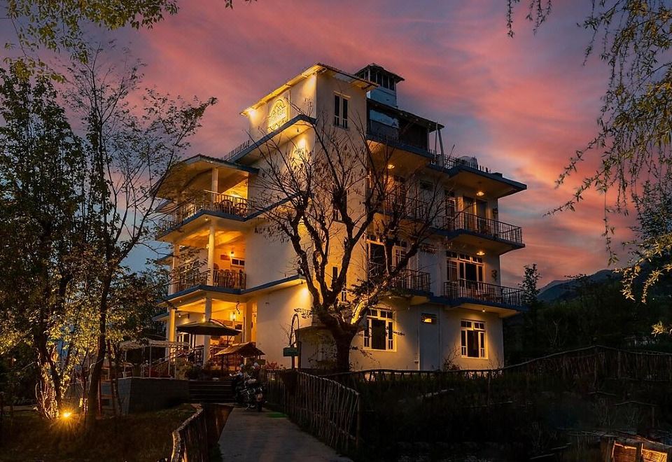 The Himaal, Bir - Luxury Boutique Homestay Hotel Overview