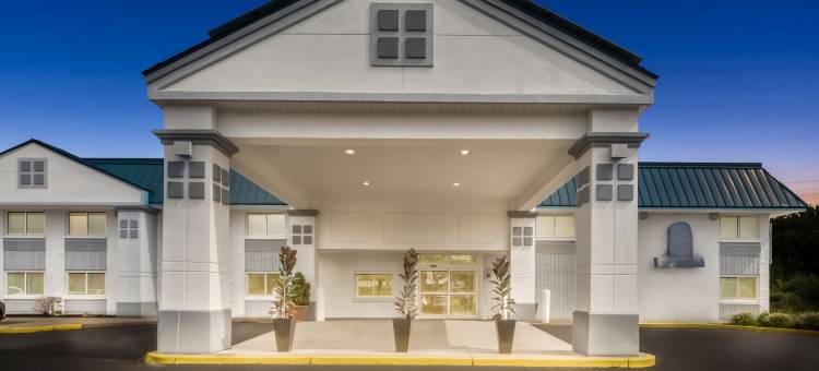 Baymont by Wyndham Westampton(Baymont by Wyndham Westampton)图片