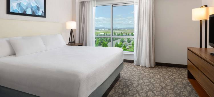 希尔顿波特兰机场大使套房酒店(Embassy Suites by Hilton Portland Airport)图片