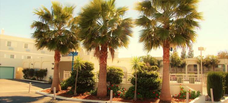 Travelodge by Wyndham Los Banos CA图片