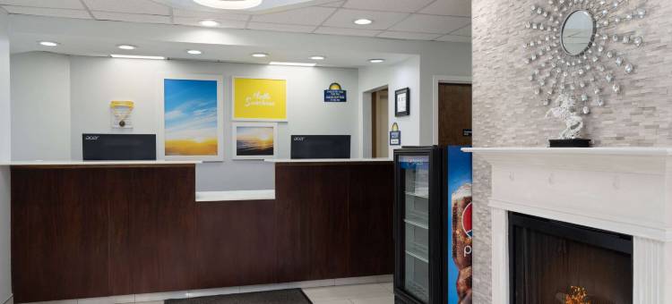 韦尔登-罗阿诺克拉皮兹戴斯酒店(Days Inn by Wyndham Weldon/Roanoke Rapids)图片