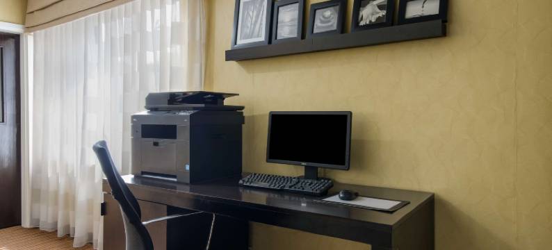 哈尼斯购物中心舒眠酒店(Sleep Inn Hanes Mall)图片