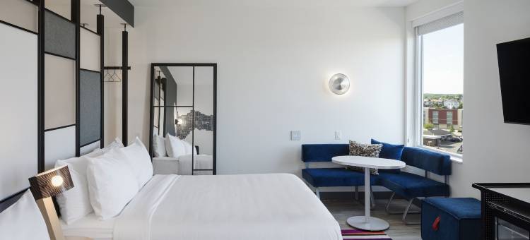 奥马哈阿克萨本村雅乐轩酒店(Aloft Omaha Aksarben Village)图片