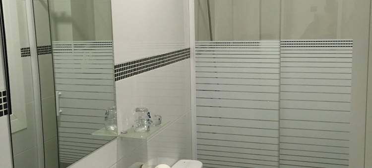 拉毕尔巴伊纳旅馆 - 洛格罗尼奥阿尔伯格(Pensión la Bilbaina - Albergue Logroño)图片