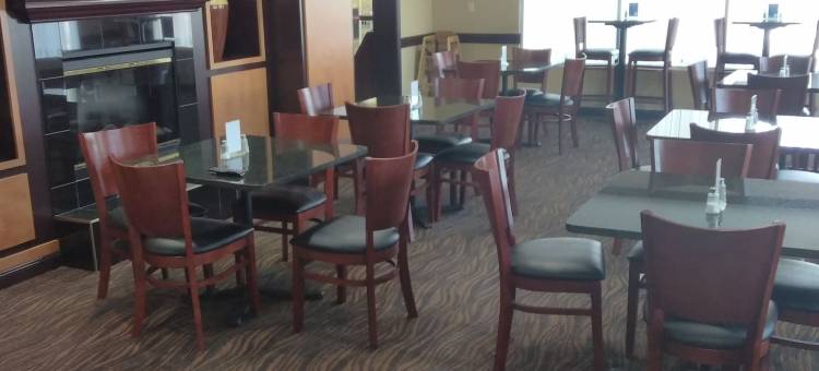 麦迪逊高地底特律地区呗盟套房酒店(Baymont by Wyndham Madison Heights Detroit Area)图片