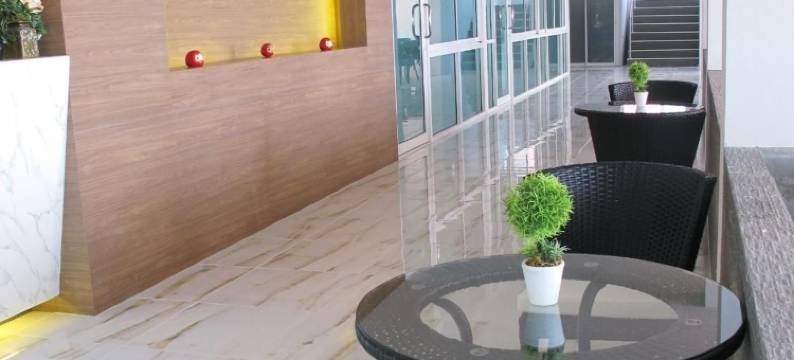 南特拉芭堤雅班安波海滩酒店(Nantra Pattaya Baan Ampoe Beach)图片