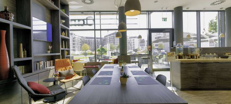 柏林舍讷费尔德7天优品酒店(Hotel Campanile Berlin Brandenburg Airport)图片