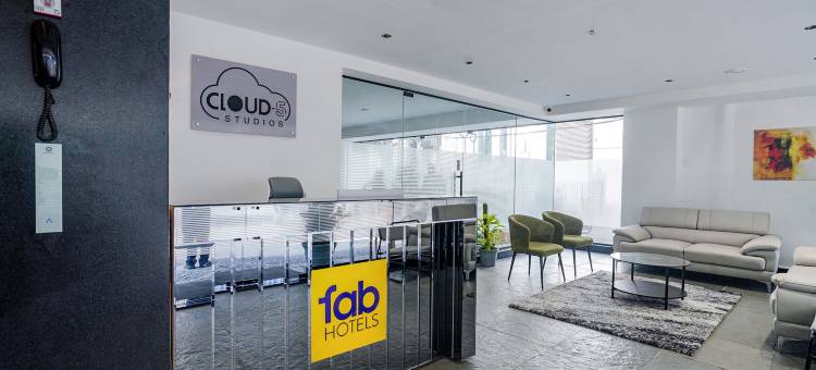 Fabhotel Prime Cloud 5工作室(FabHotel Prime Cloud 5 Studios)图片