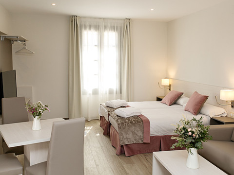 拉波萨达德皮拉尔套房公寓