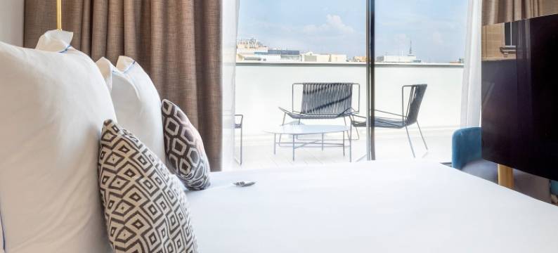 One Shot 富尔图尼(One Shot Fortuny)图片