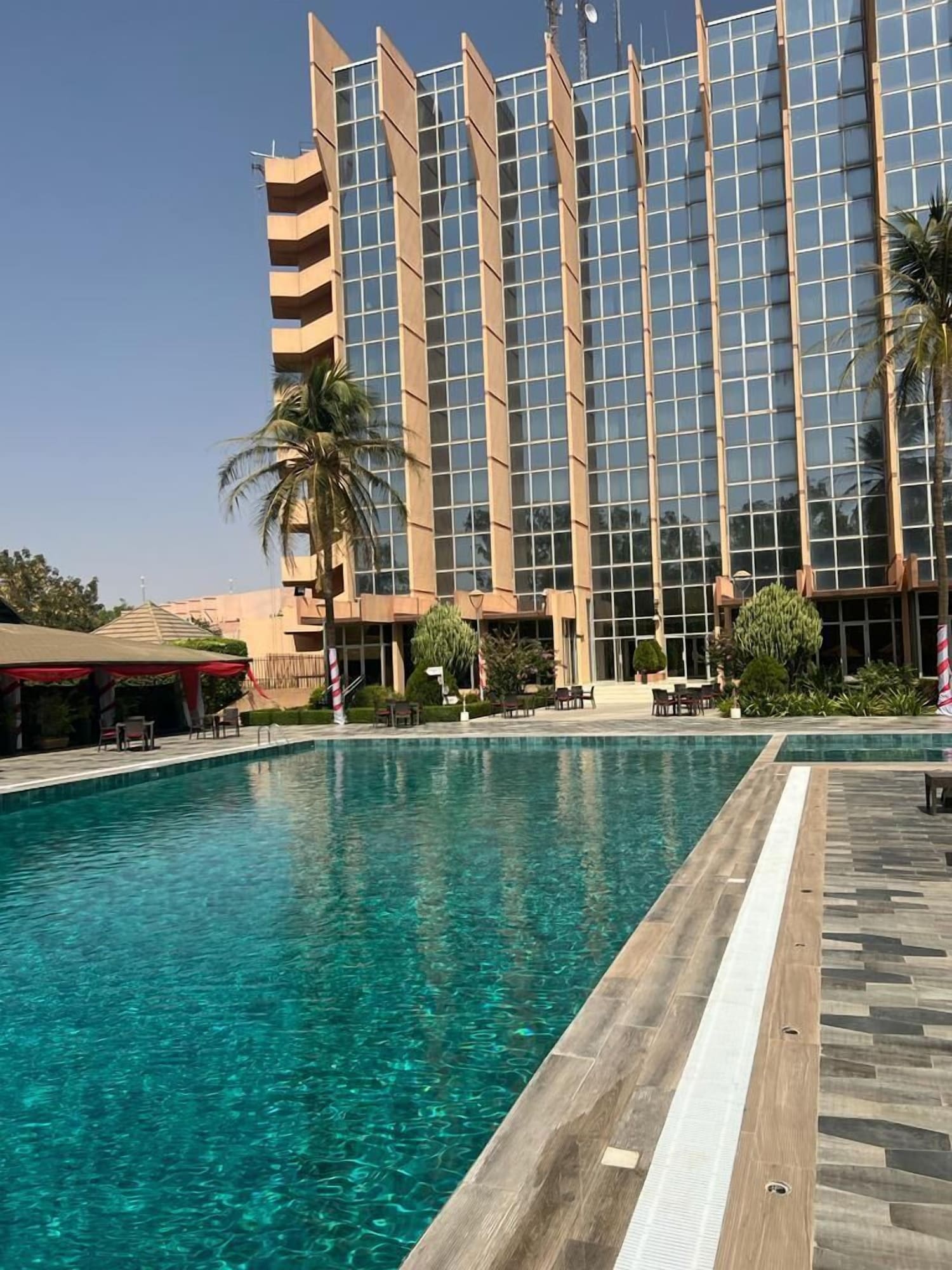 Sopatel Silmandé Over view