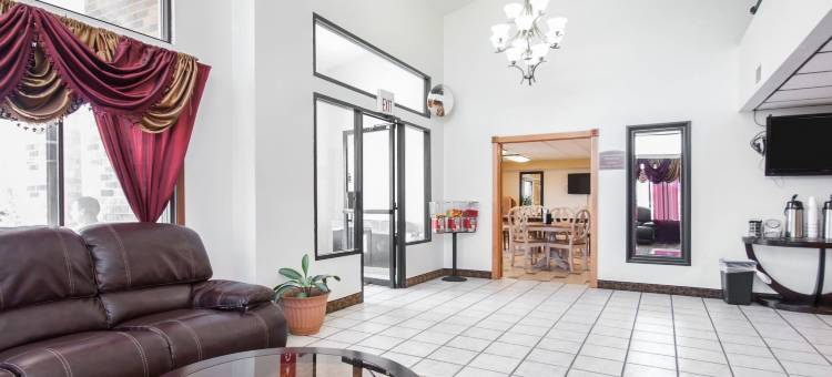 堪萨斯城中北伊康旅馆(Econo Lodge Kansas City Downtown North)图片