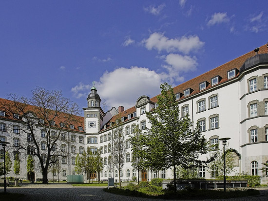 迪林根爱睡爱困酒店