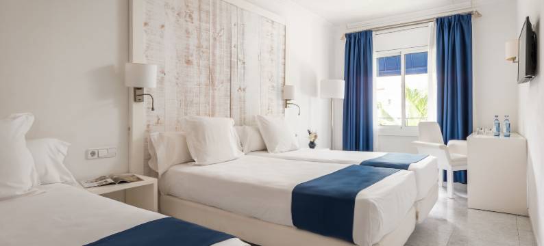 中锡切斯公园酒店(Hotel Medium Sitges Park)图片