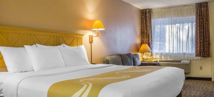 品质酒店-派恩托普湖畔(Quality Inn Pinetop Lakeside)图片