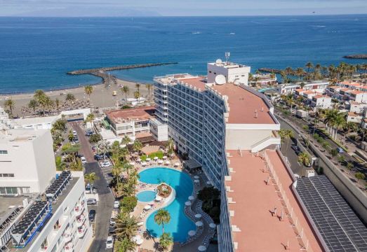 Ona Palm Beach Hotel Overview