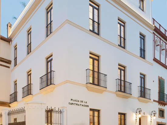 Época 套房承包商之家