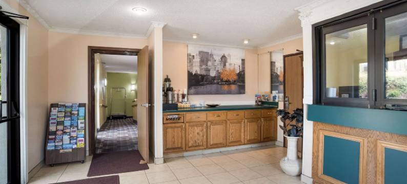 伊克诺旅馆-斯波特夕法尼亚镇中心(Econo Lodge Spotsylvania Town Center)图片